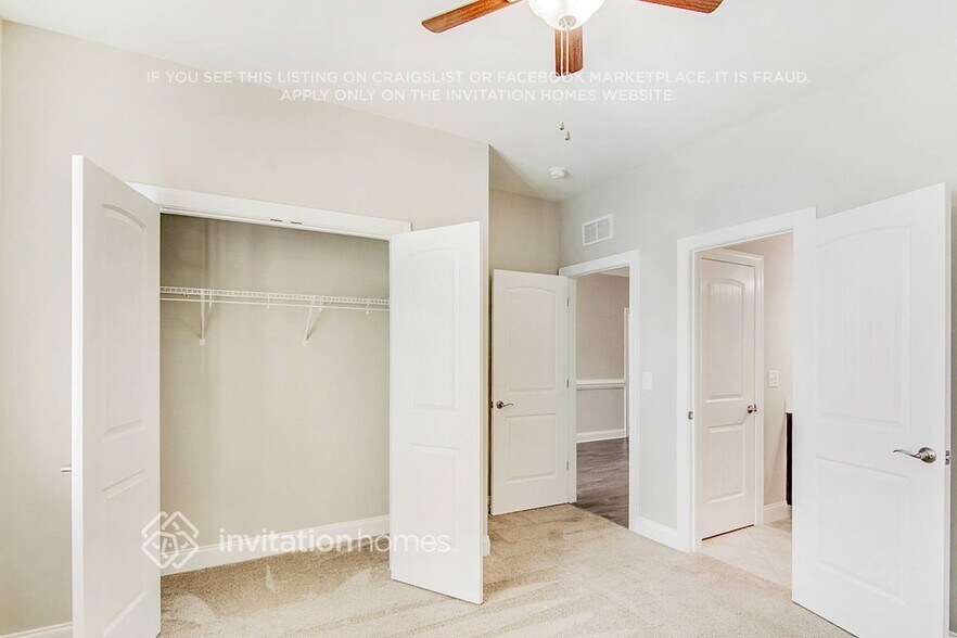 Building Photo - 136 Bowhill Dr