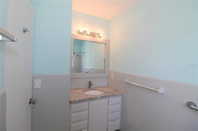 Building Photo - 2705 S Brink Ave