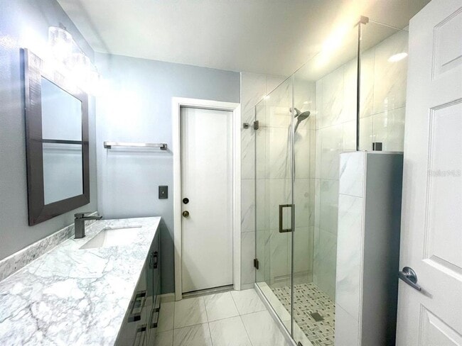 Building Photo - 1734 Willa Cir