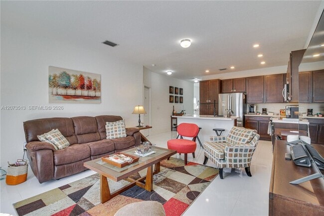 Building Photo - 3751 SW 97th Ave