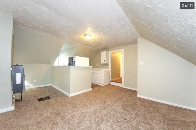 Building Photo - 2728 W Madison St