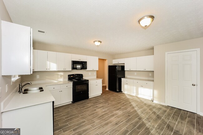 Building Photo - 5469 Wexford Pass