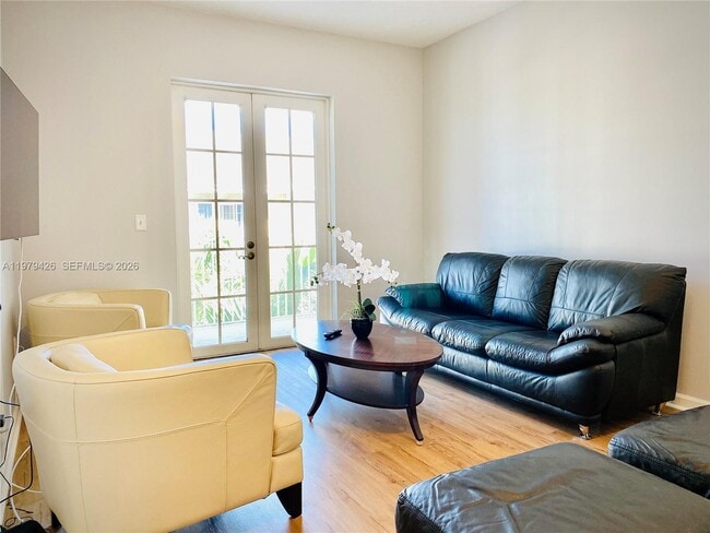 Building Photo - 1200 Town Center Dr