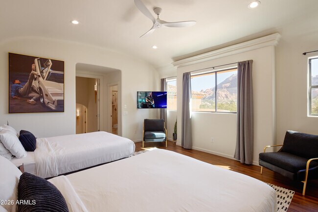 Building Photo - 4490 E Valley Vista Ln