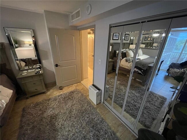Building Photo - TURNKEY FURNISHED WATERFRONT RENTAL – Live...