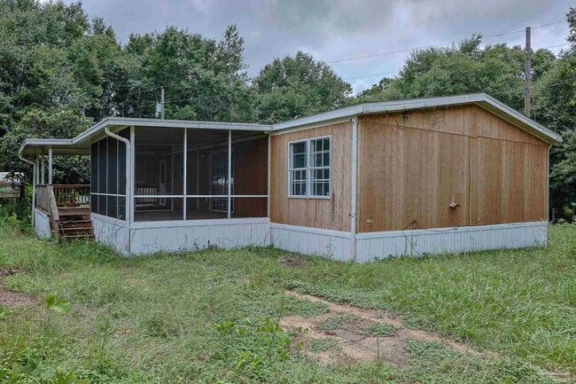 Building Photo - 6850 Bratt Rd