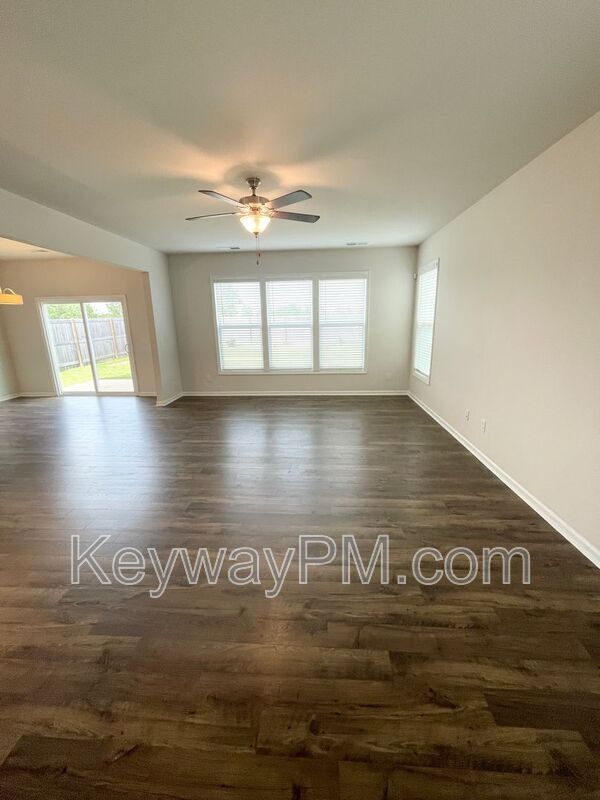 Building Photo - 4136 Thimbleberry Dr