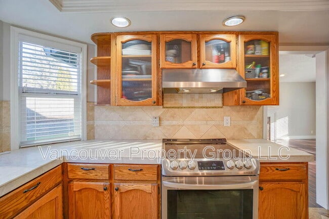 Building Photo - 2821 SE 138th Loop