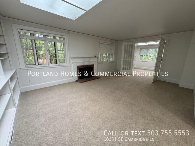Building Photo - 10131 SE Cambridge Ln