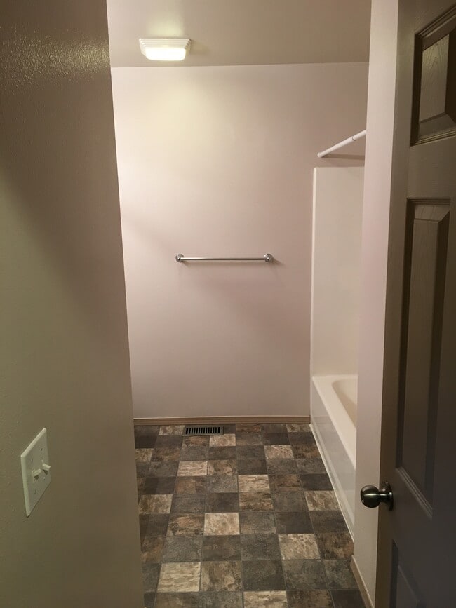First floor bathroom - 4001 Lunar Dr