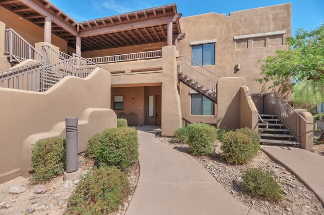 Primary Photo - Beautiful 2-Bedroom Condo in Prime Scottsd...