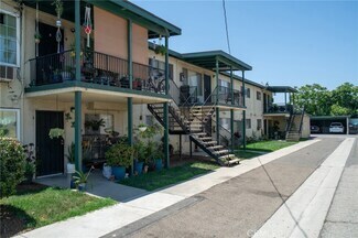 Side view - 6041 Fullerton Ave