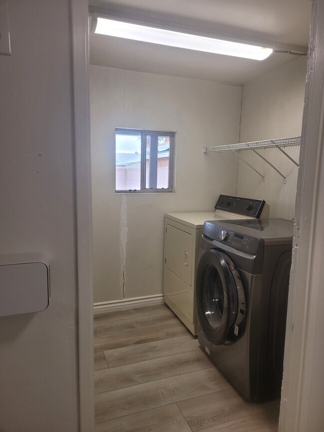 Laundry room - 2180 Elm St