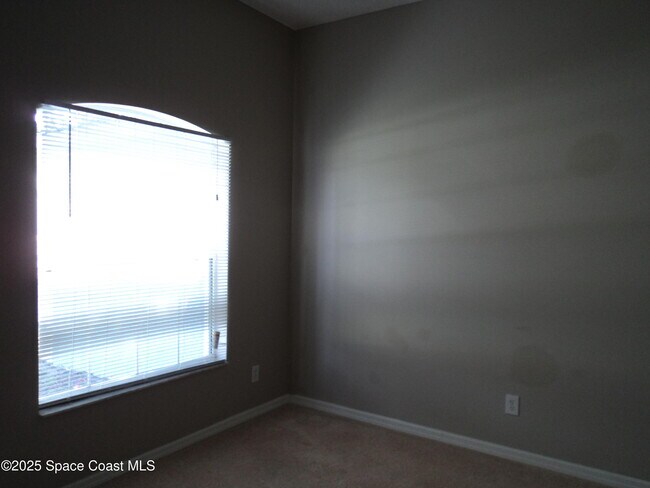 Building Photo - 1150 Cogan Dr