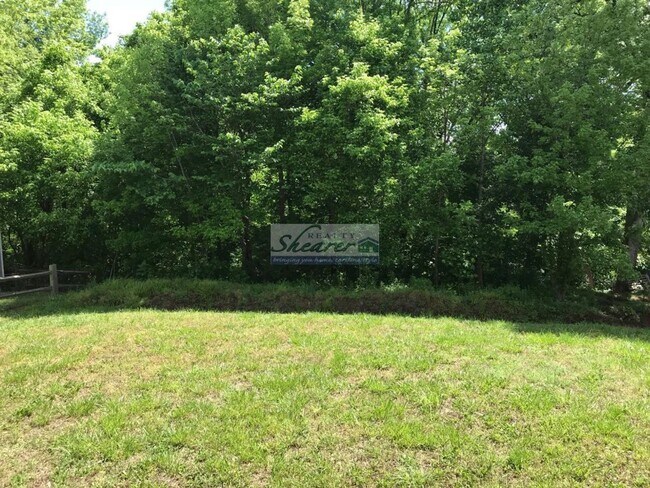 Building Photo - Canterfield in Harrisburg - Great 4 Bed, 2...