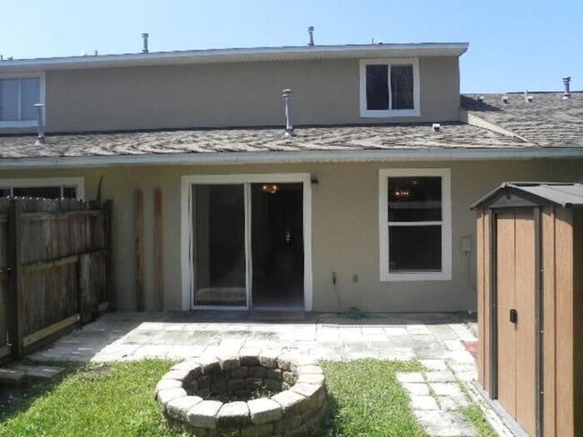 Building Photo - Charming 3-Bedroom Townhome in Winter Garden!