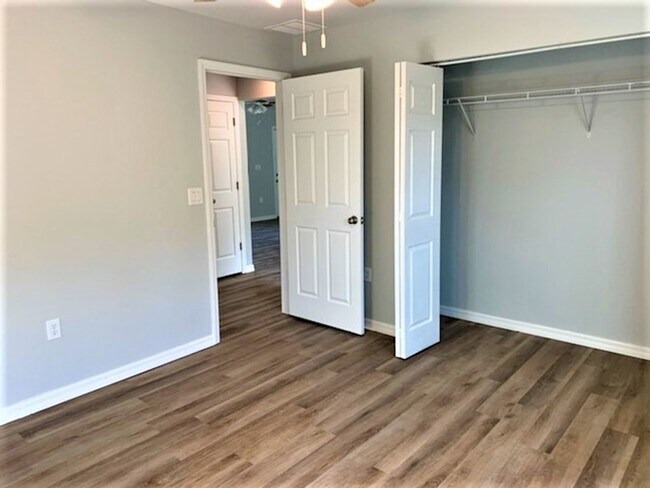 Building Photo - 2022-Built 3/2/2 on Corner Lot in Ocala – ...