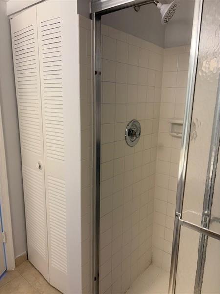 Building Photo - 8850 Royal Palm Blvd