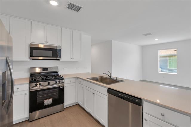 Building Photo - 3710 Oleander Pl