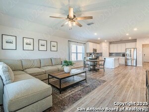 Building Photo - 522 Candor Stone