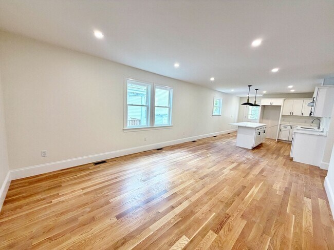 Building Photo - 28 Pitcher Ave