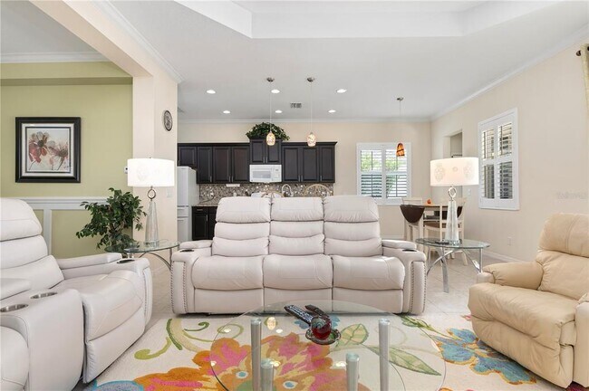 Building Photo - 4720 Claremont Park Dr