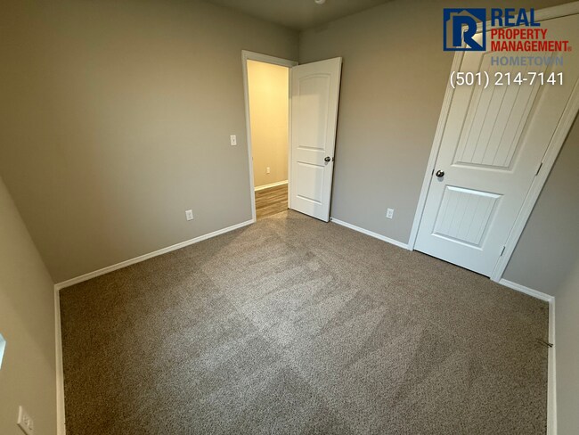 Building Photo - 6016 Croft Avenue-