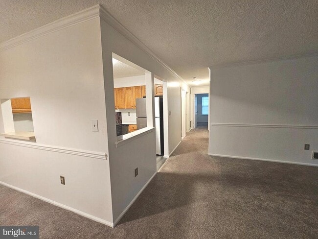 Building Photo - 48 Juniper Way