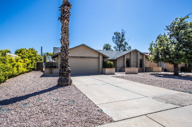 Building Photo - Ideal 3BR home!