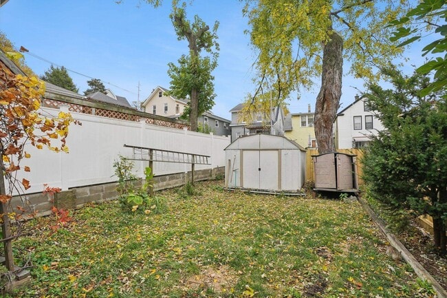 Building Photo - 1507 80th St