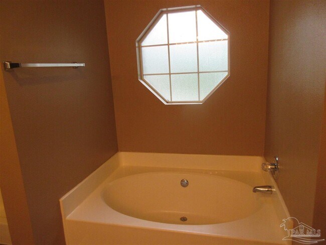 Building Photo - 12456 Bayou Tarkiln Blvd