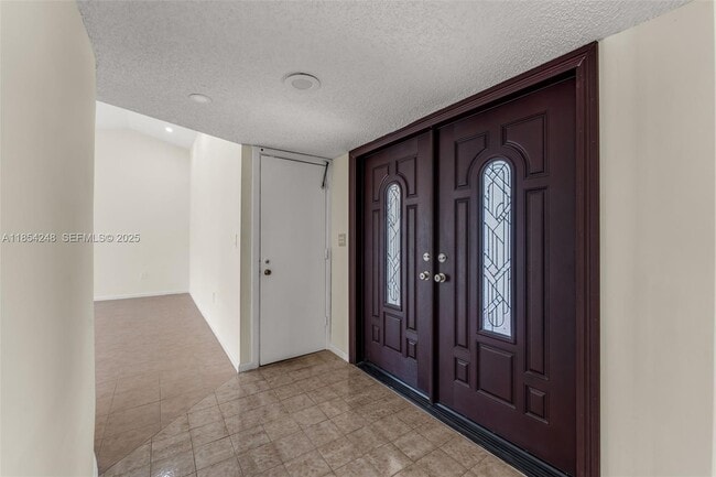 Building Photo - 9130 SW 101st Ave