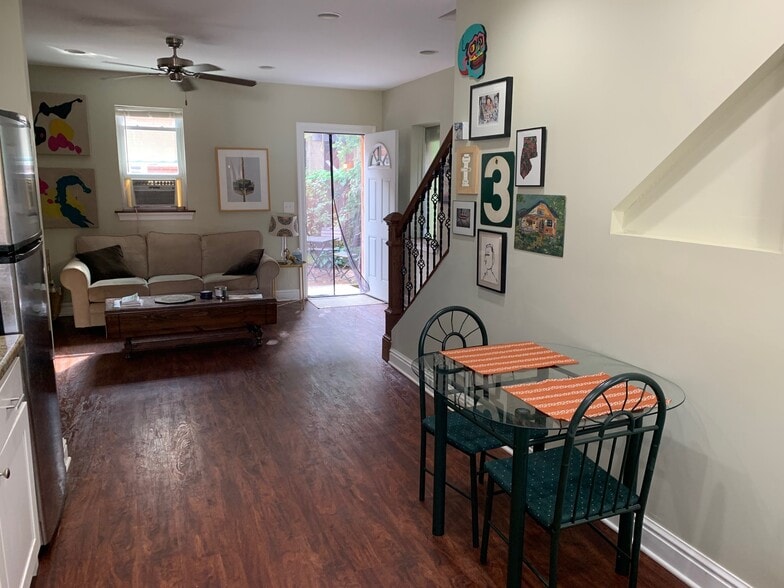 Building Photo - 5118 Dresden Way