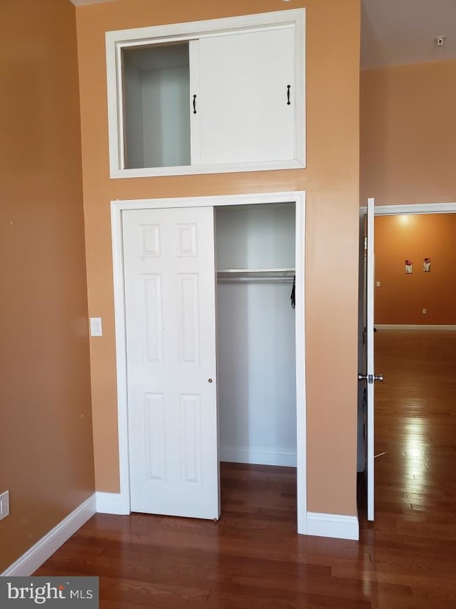 Building Photo - 1207 Race St