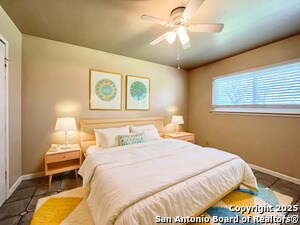 Building Photo - 3223 Leewood Dr