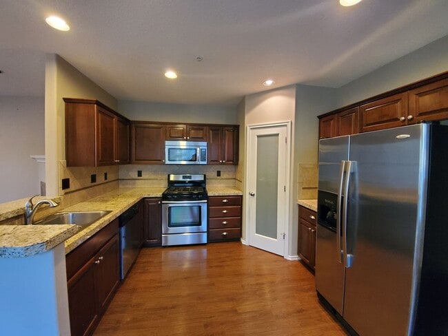 Building Photo - Arbor Parc Beauty