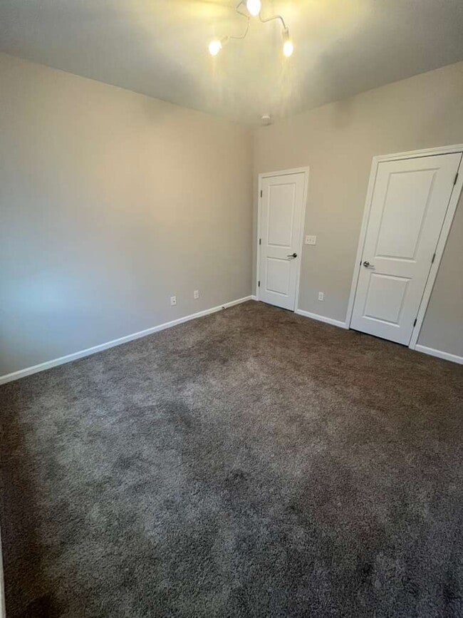 Building Photo - 5714 Rivulet Wy