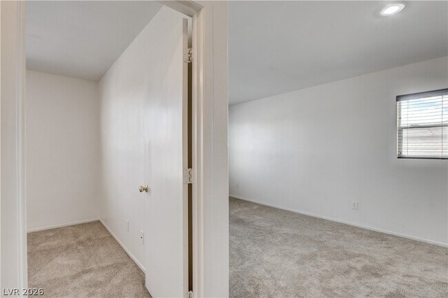 Building Photo - 5308 Fireside Ranch Ave