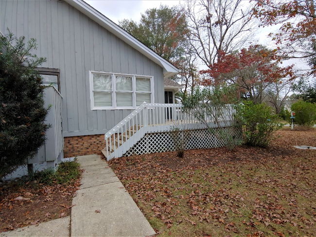 Building Photo - 456 Egret Dr