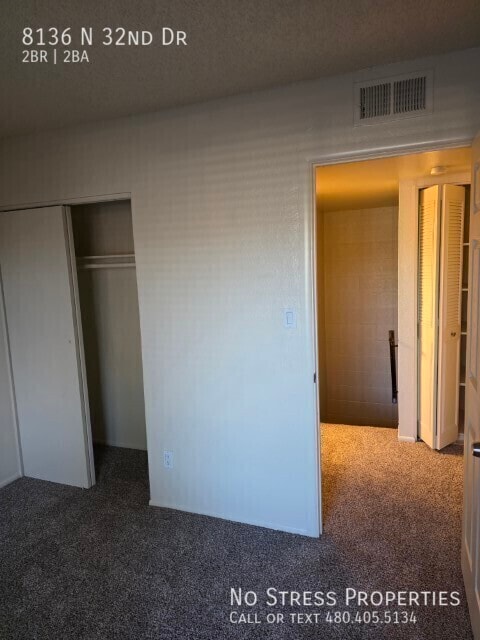 Building Photo - 8136 N 32nd Dr