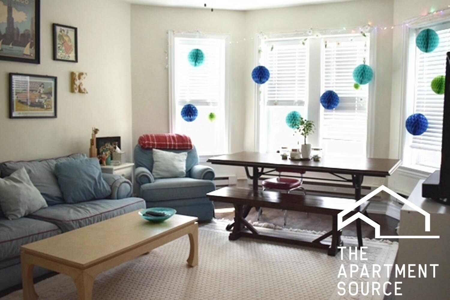 Building Photo - 3841 N Greenview Ave