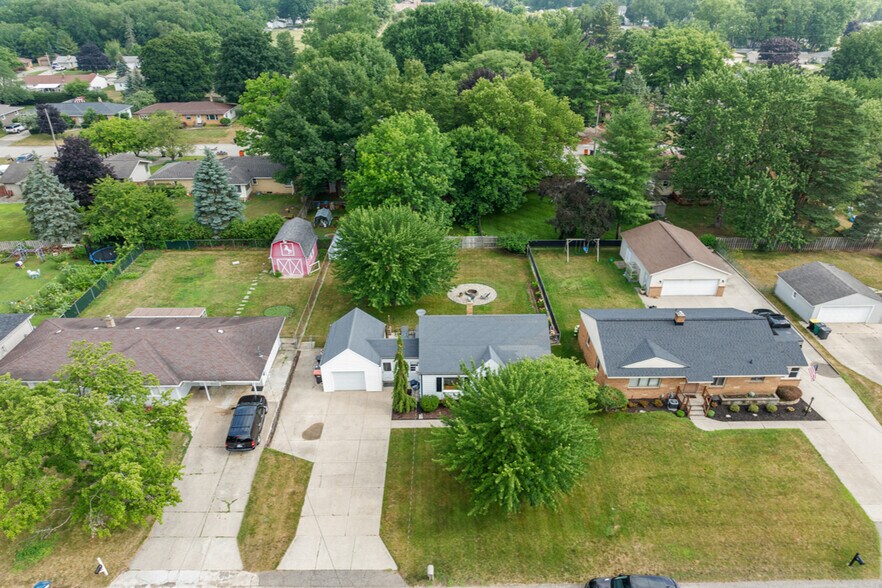 Building Photo - 507 Fontenelle St SE