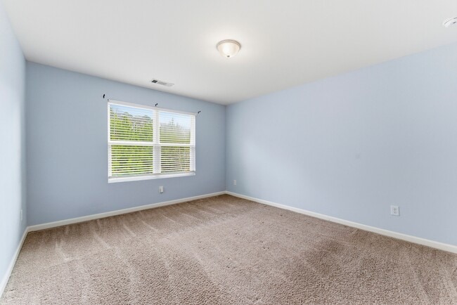 Building Photo - 3068 Tarian Way