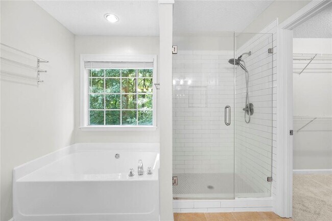 Building Photo - 2371 Traywick Chase