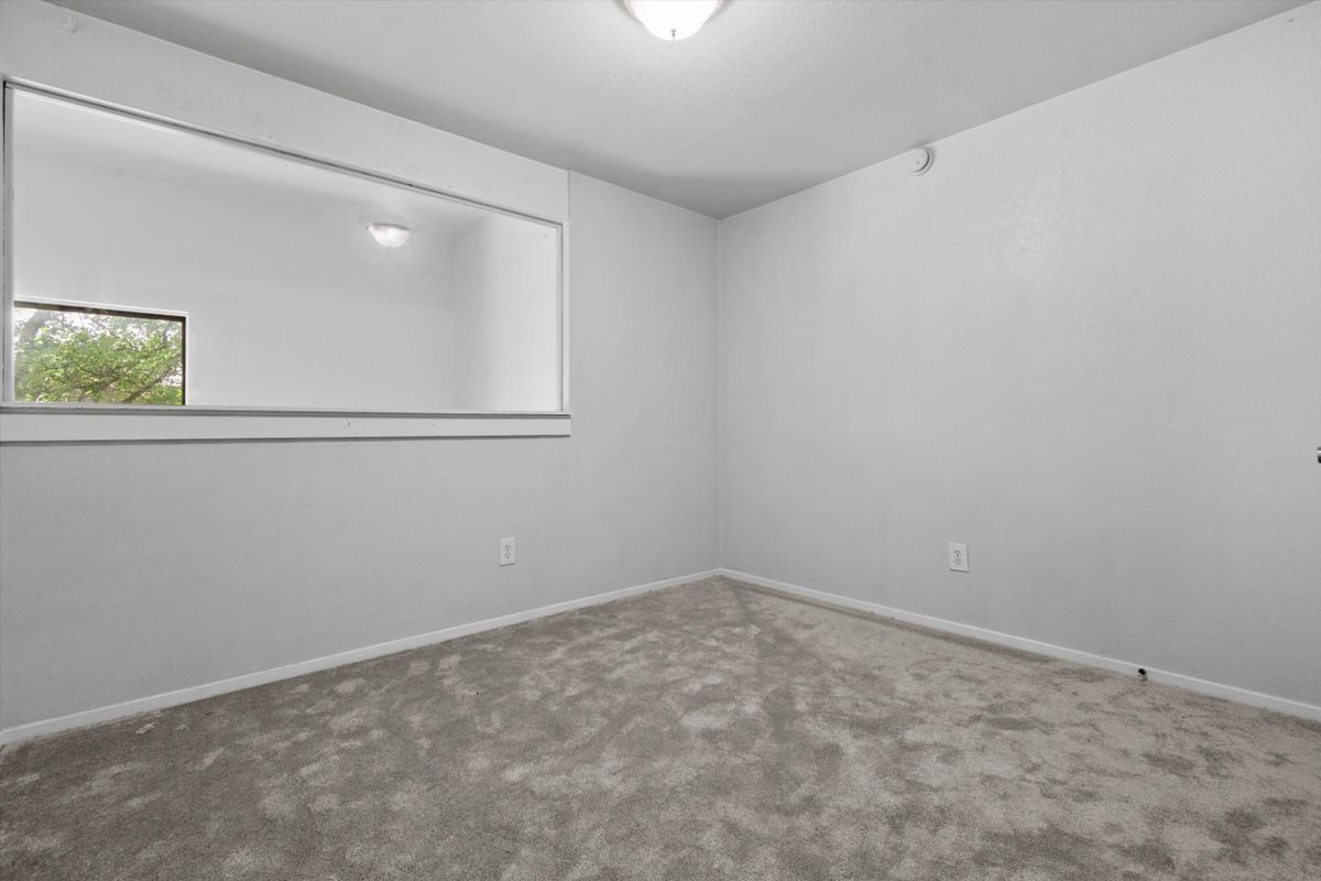 Building Photo - 3627 Menchaca Rd