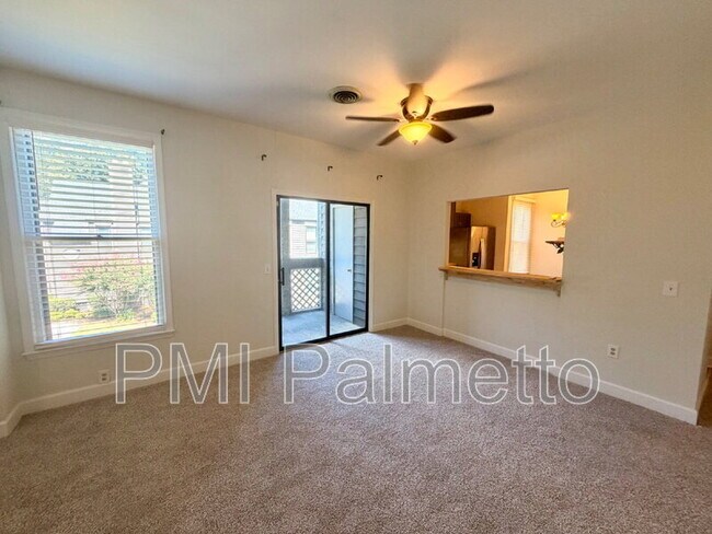 Building Photo - 3923 W Buchanan Dr