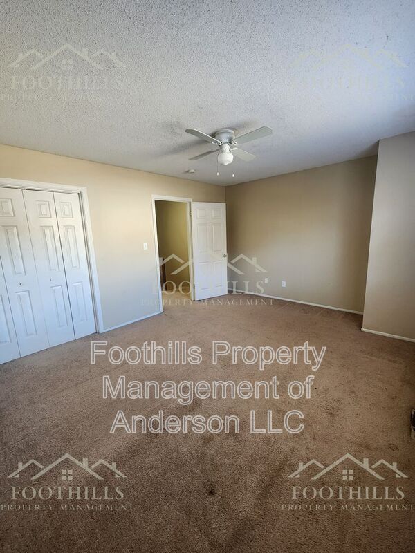 Building Photo - 4315 Lexington Way