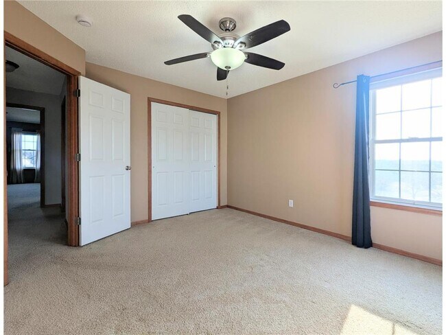 Building Photo - 11170 Sand Castle Dr