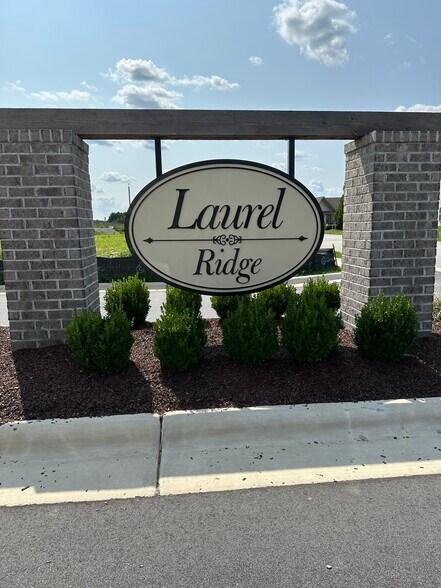 Building Photo - 4101 Laurel Ridge Dr