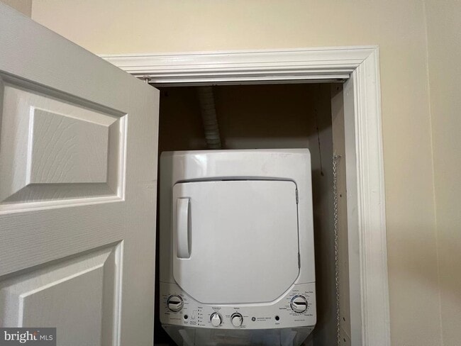 Building Photo - 4127 Cresson St